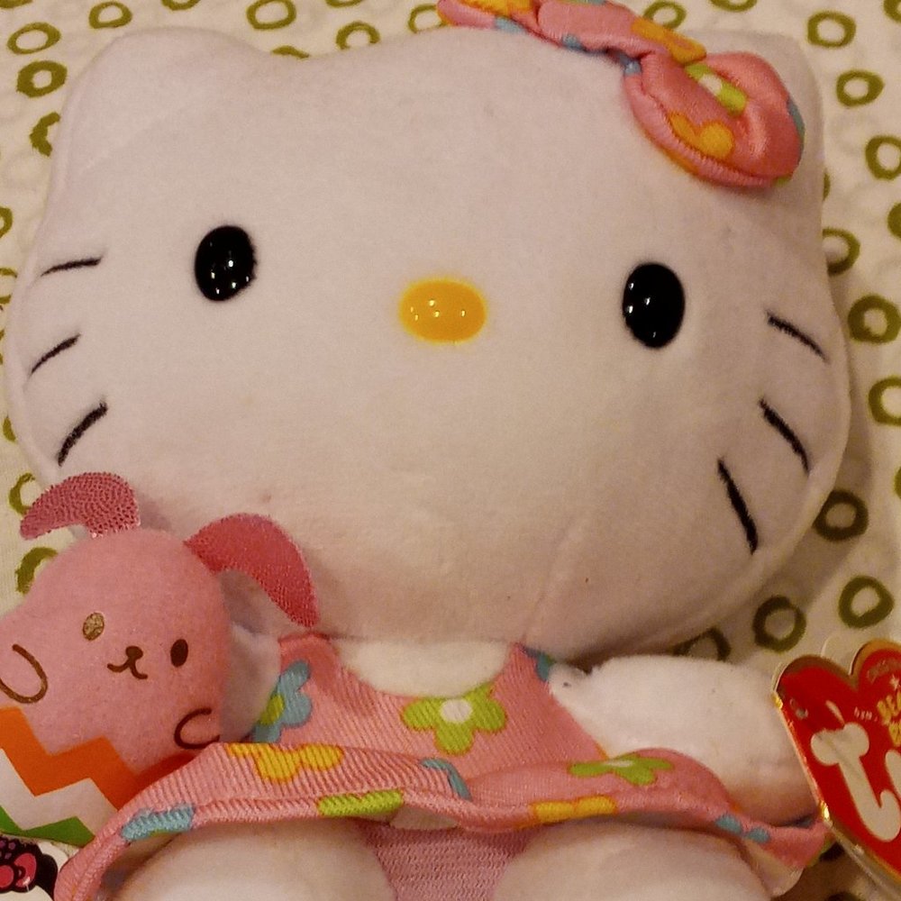 Hello Kitty Gift Set *Easter plush & Purse